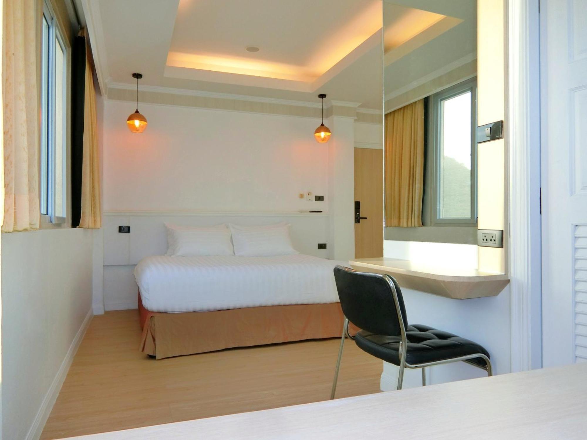 Patong Sira Boutique Residence - Newly Renovated מראה חיצוני תמונה