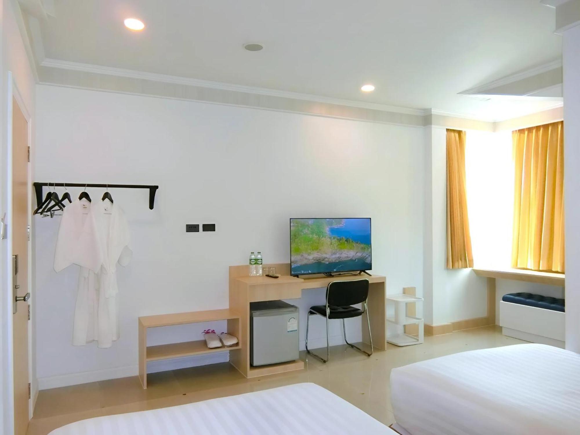 Patong Sira Boutique Residence - Newly Renovated מראה חיצוני תמונה