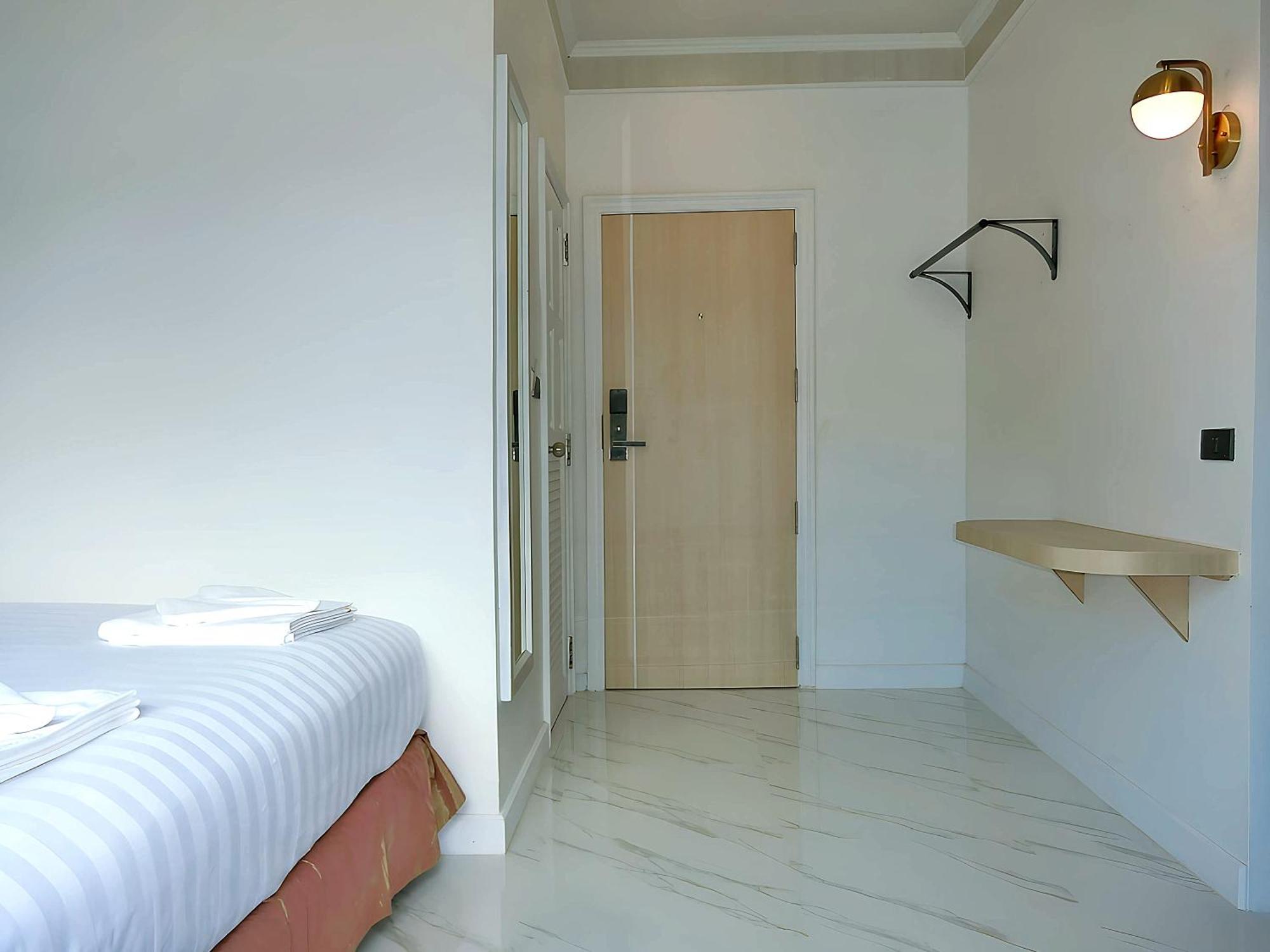 Patong Sira Boutique Residence - Newly Renovated מראה חיצוני תמונה
