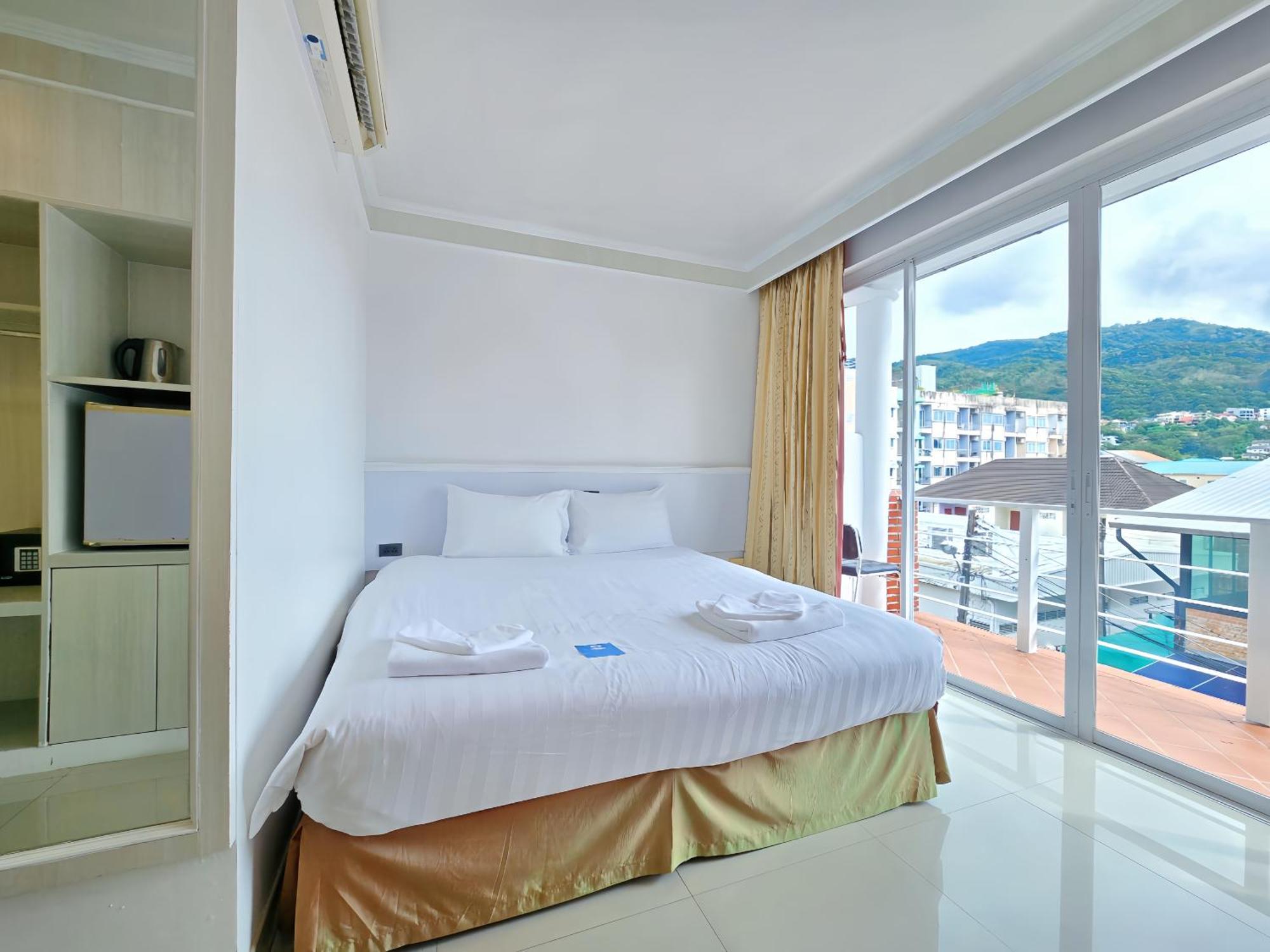 Patong Sira Boutique Residence - Newly Renovated מראה חיצוני תמונה