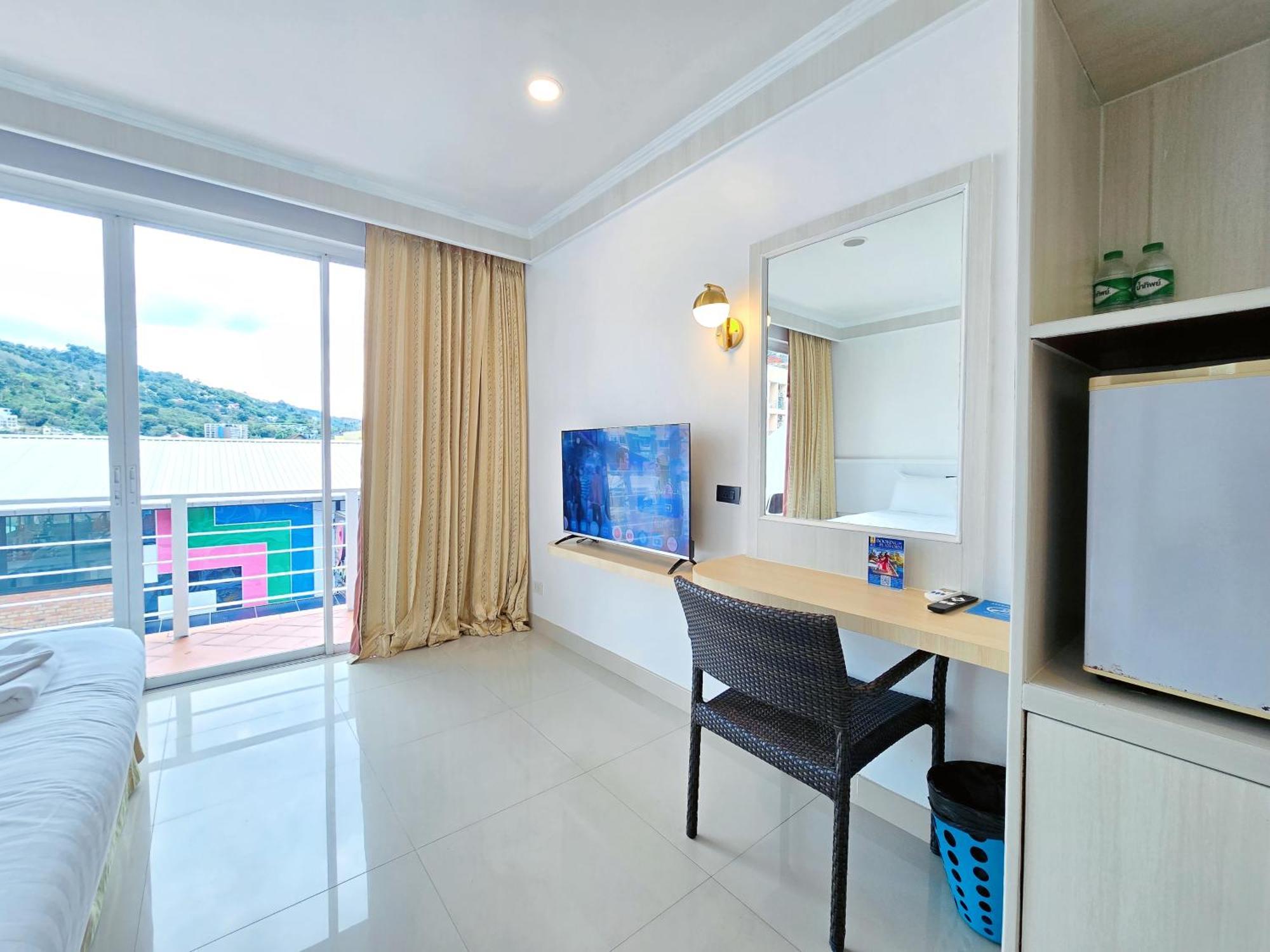 Patong Sira Boutique Residence - Newly Renovated מראה חיצוני תמונה