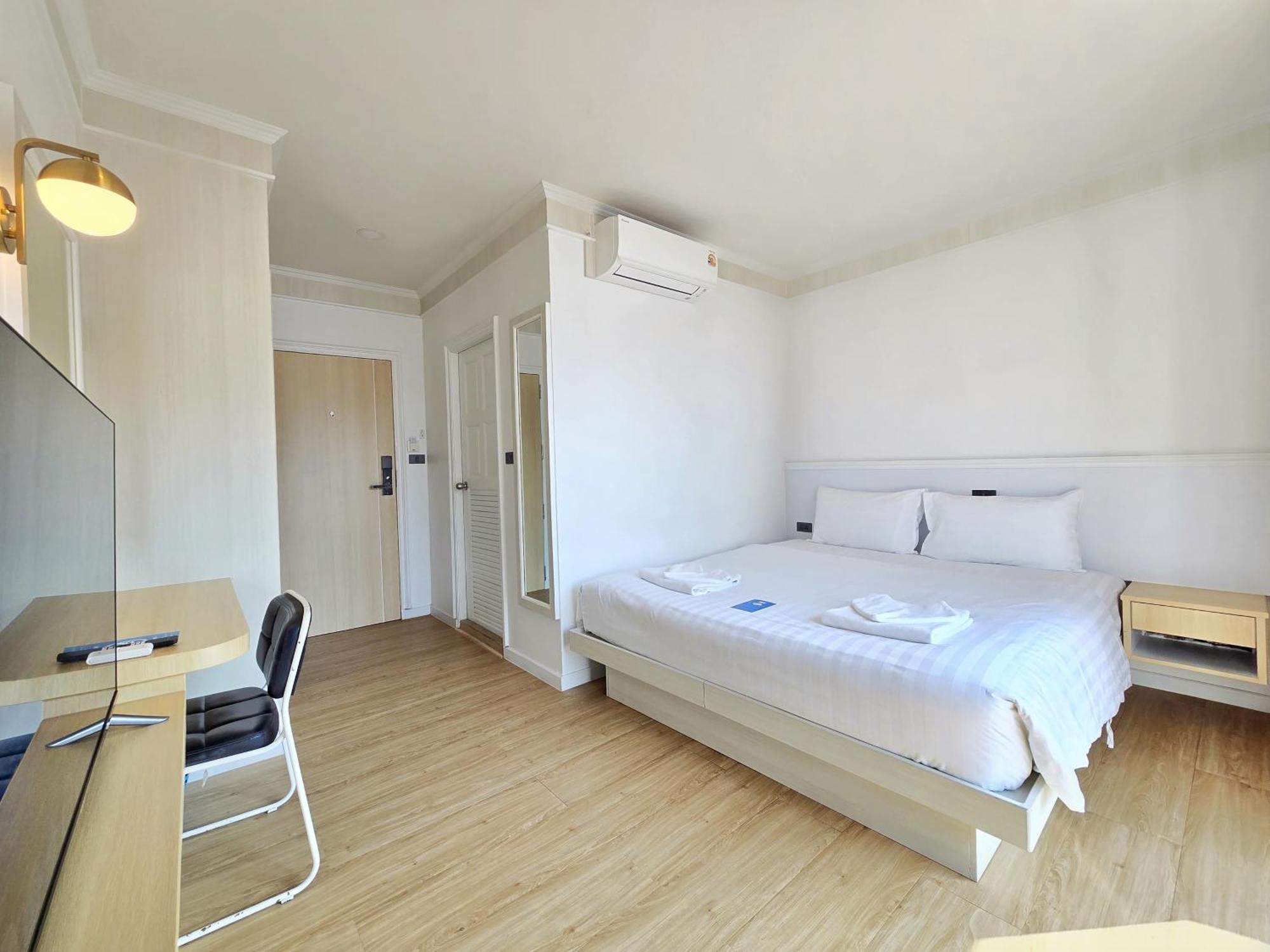 Patong Sira Boutique Residence - Newly Renovated מראה חיצוני תמונה