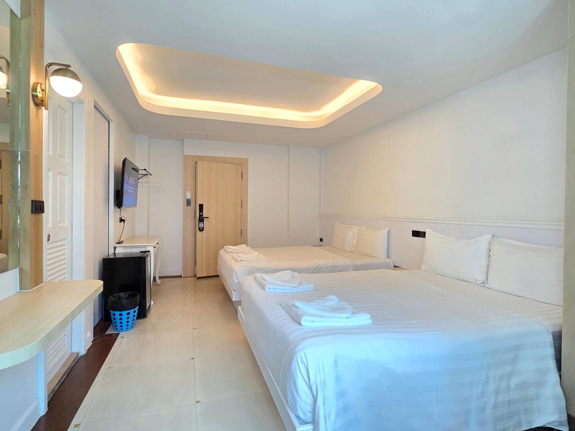 Patong Sira Boutique Residence - Newly Renovated מראה חיצוני תמונה